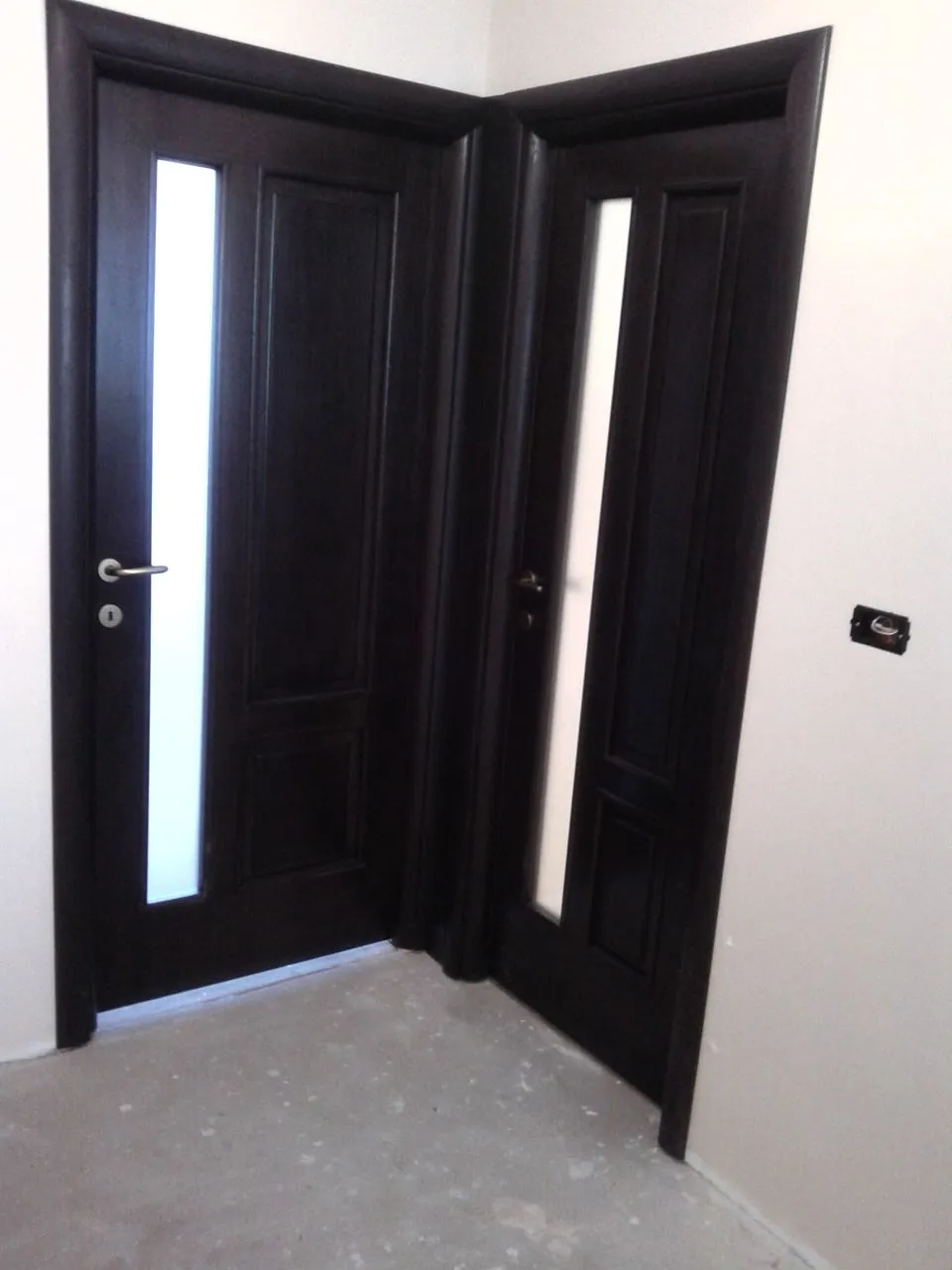 Ușă de interior instalată de Parquet Doors într-un proiect real