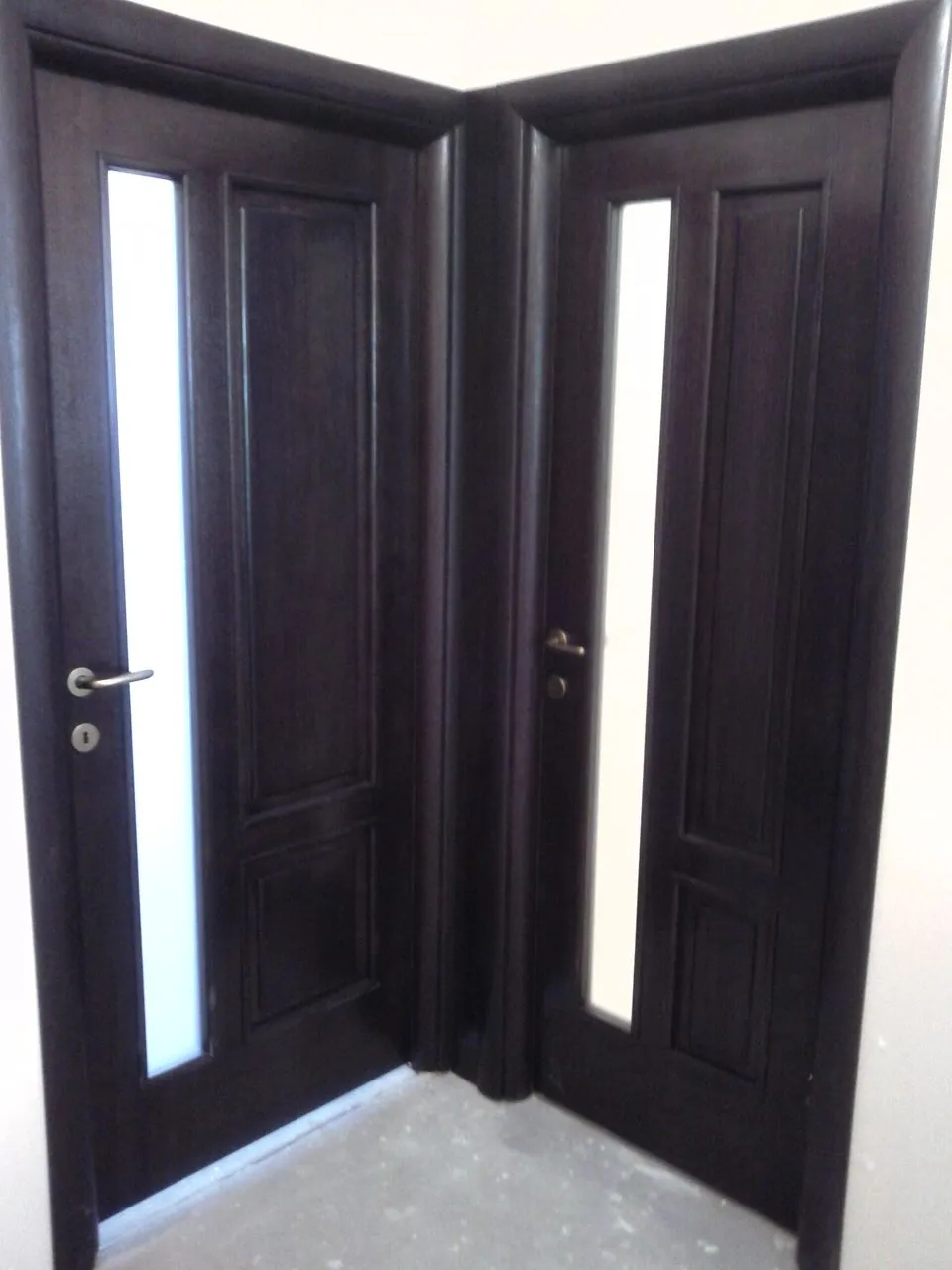 Ușă de interior instalată de Parquet Doors într-un proiect real